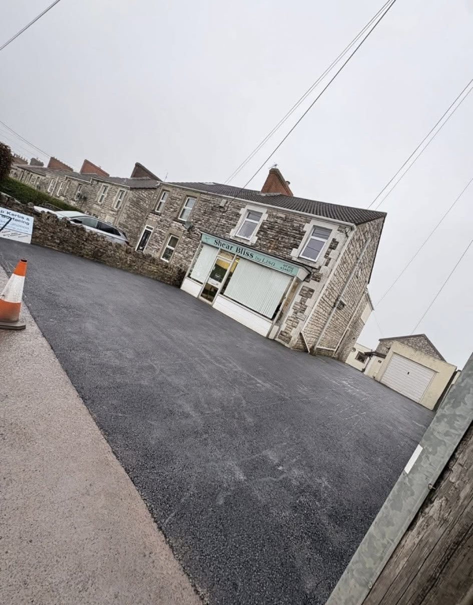 Driveway and surfacing project 11